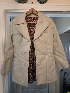 Women's Cream Leather Button-Front Jacket by Coronet Leather Montreal